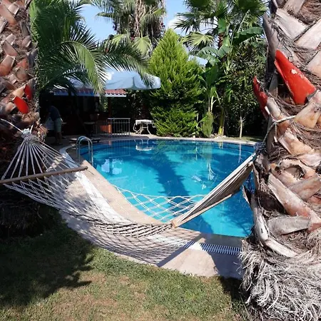 Hotel apartamentowy Jasmin 2*